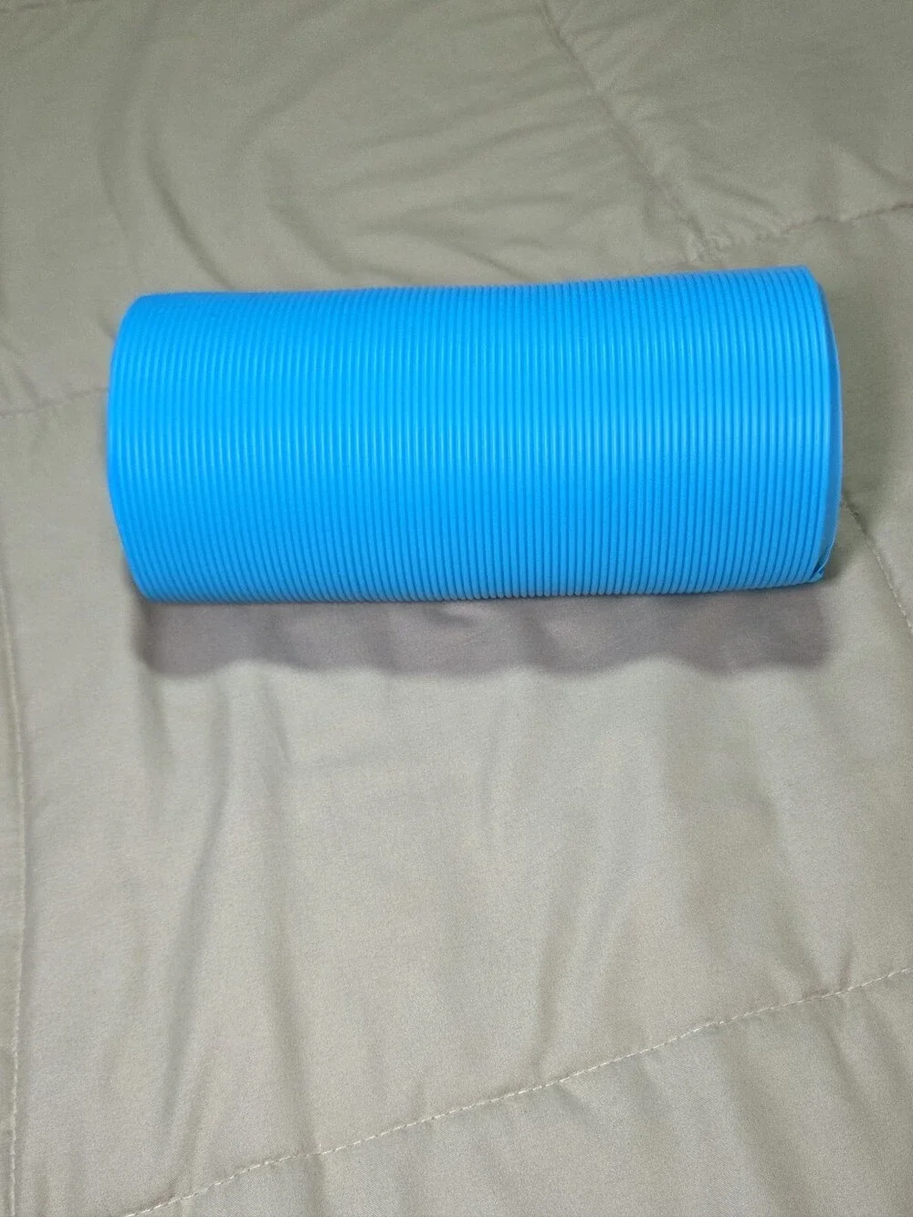 Buffalo Games Roll-Up Puzzle Mat with Inflatable Storage Tube